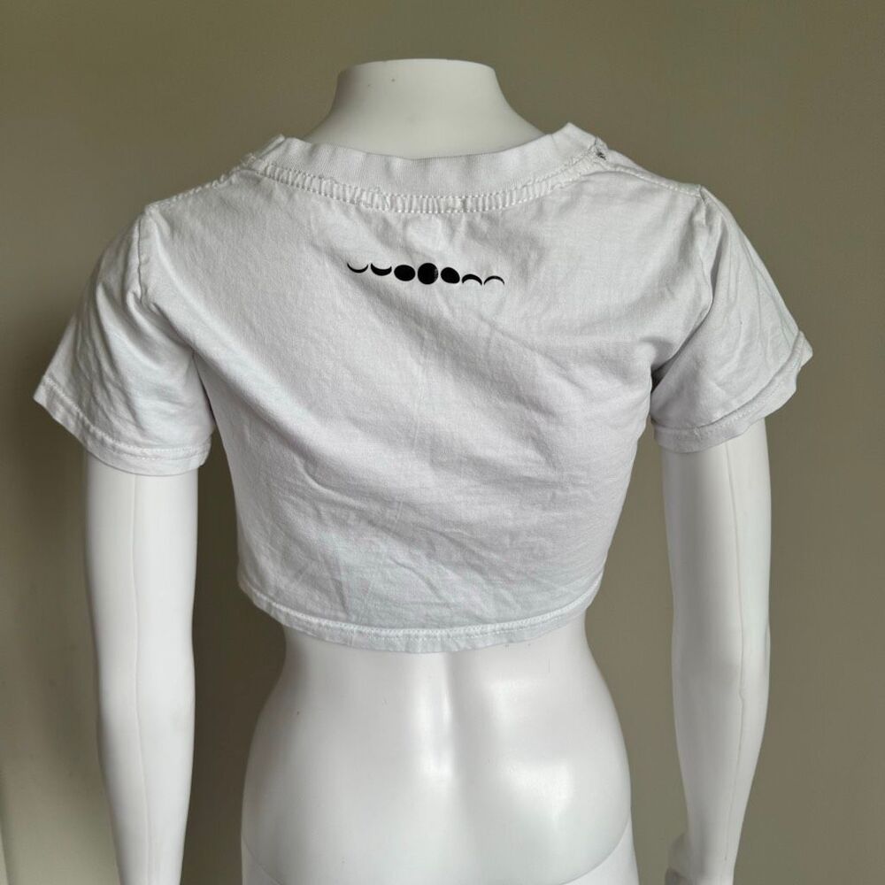 ENHYPEN World Tour Fate Crop T-Shirt Streetwear White Size XS/S Japan - Picture 6 of 7
